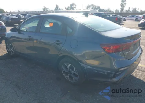 2020 Kia Forte Lxs z USA, uszkodzony, nr VIN 3KPF24ADXLE236714